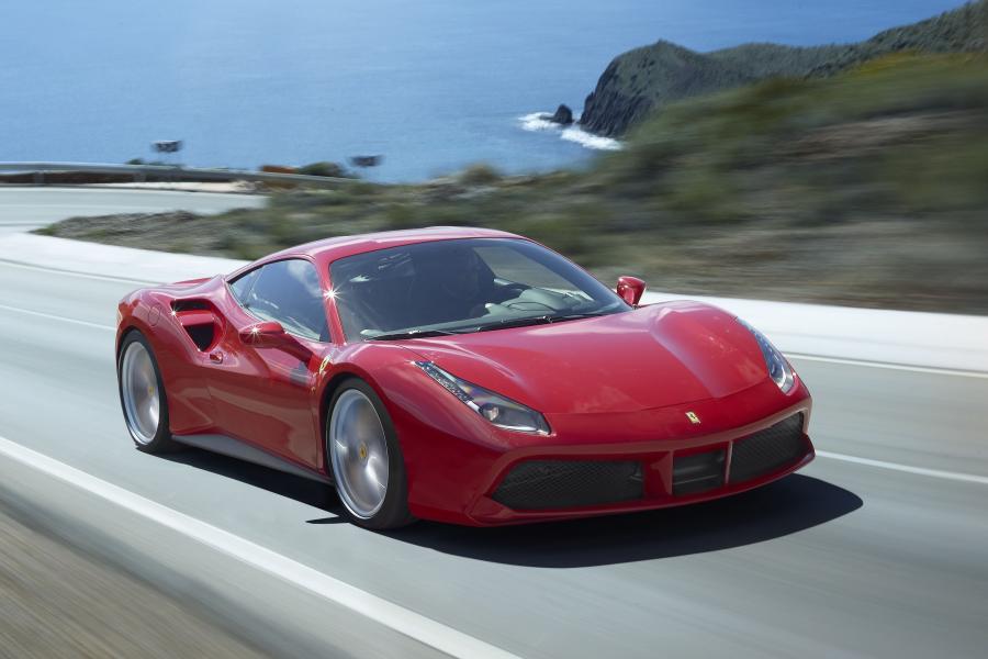  Ferrari 488 GTB 2015 года  (фото 27 из 31)